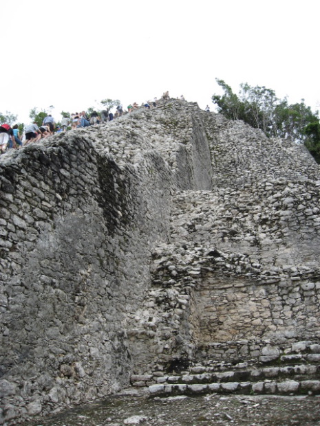 Cob&aacute; - El Castillo