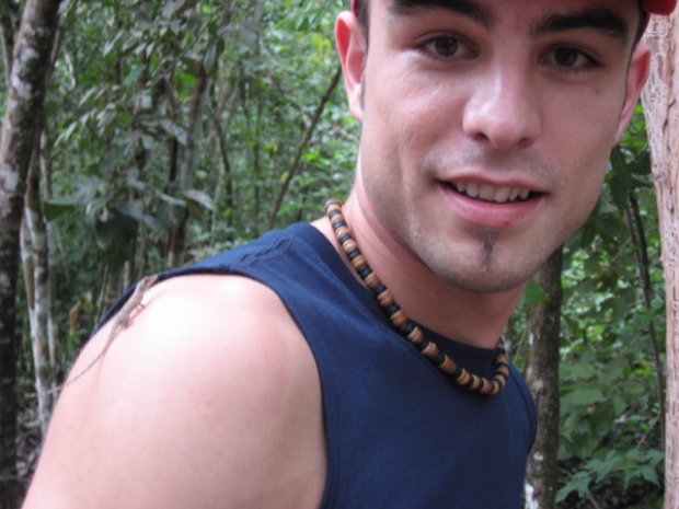 Cob&aacute; - lizard friend